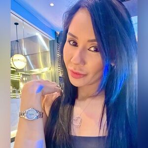 Meet your Posher, Layla